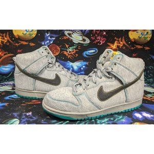 Vintage Nike Dunk High 6.0 2009 Gray/Black Women Size 9.5 Sneakers